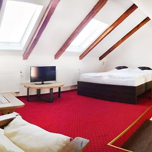 Studio met een King Size Bed